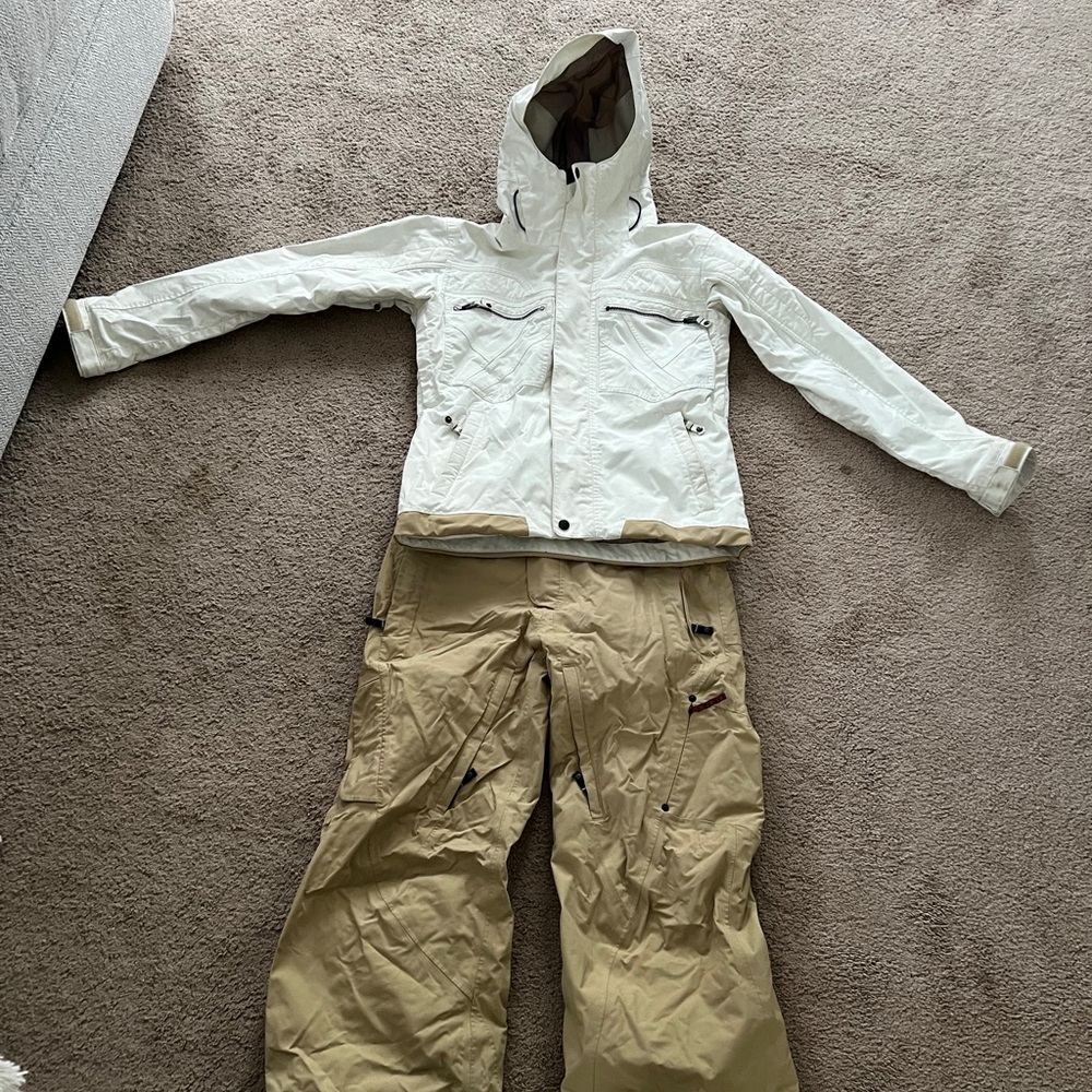 Ski / Snowboarding Jacket Set